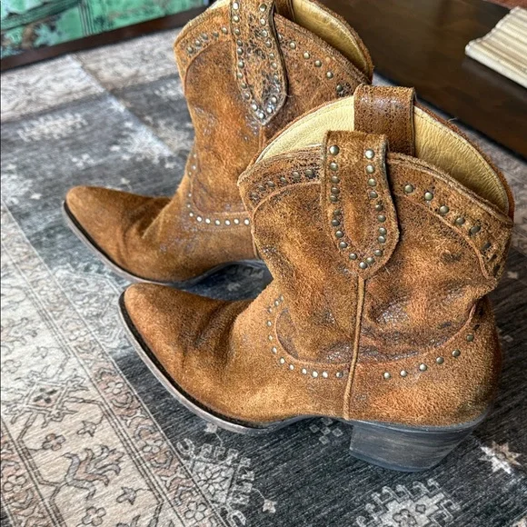 Idyllwind Distressed Suede Studded Cowboy Boots - Picture 1 of 11